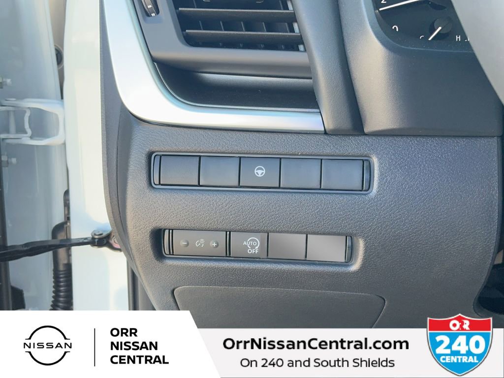 New 2026 Nissan Rogue SV w/ Cold Weather Package FWD image 18