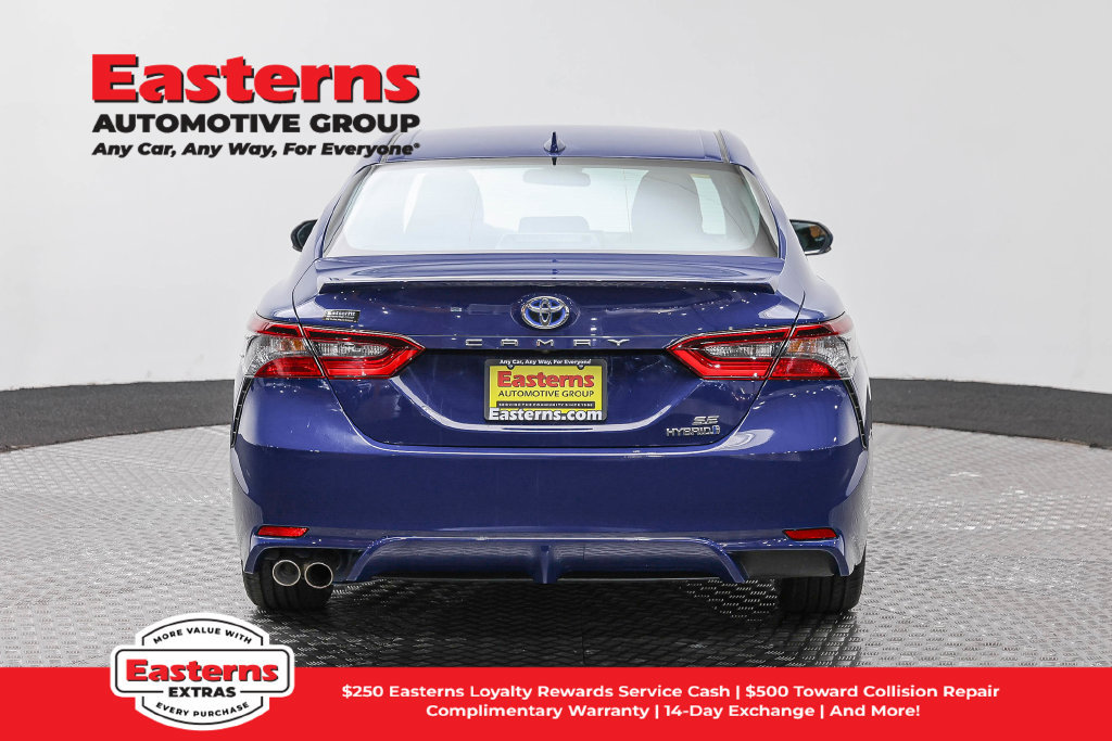 Used 2024 Toyota Camry SE FWD image 7
