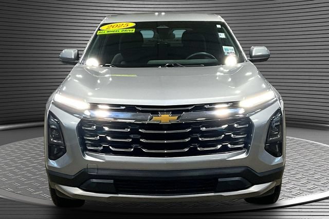 Certified 2025 Chevrolet Equinox LT AWD/4WD image 2
