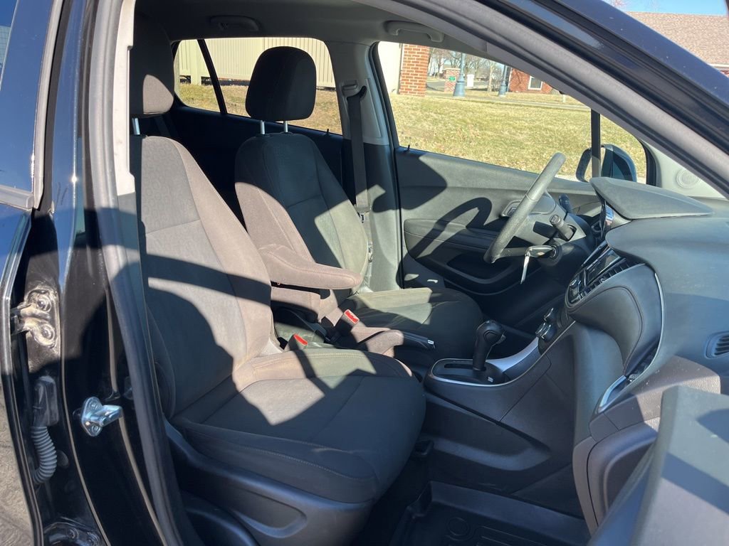 Used 2020 Chevrolet Trax LS w/ Tint and Cruise Package image 21