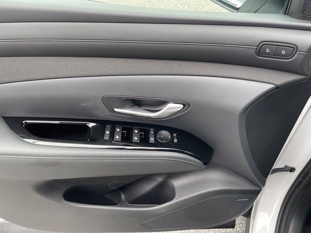 New 2026 Hyundai Tucson Limited AWD/4WD image 8