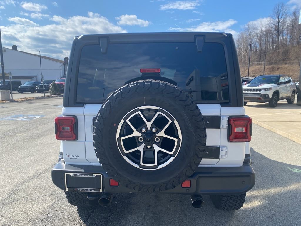 Certified 2020 Jeep Wrangler Unlimited Sahara image 3