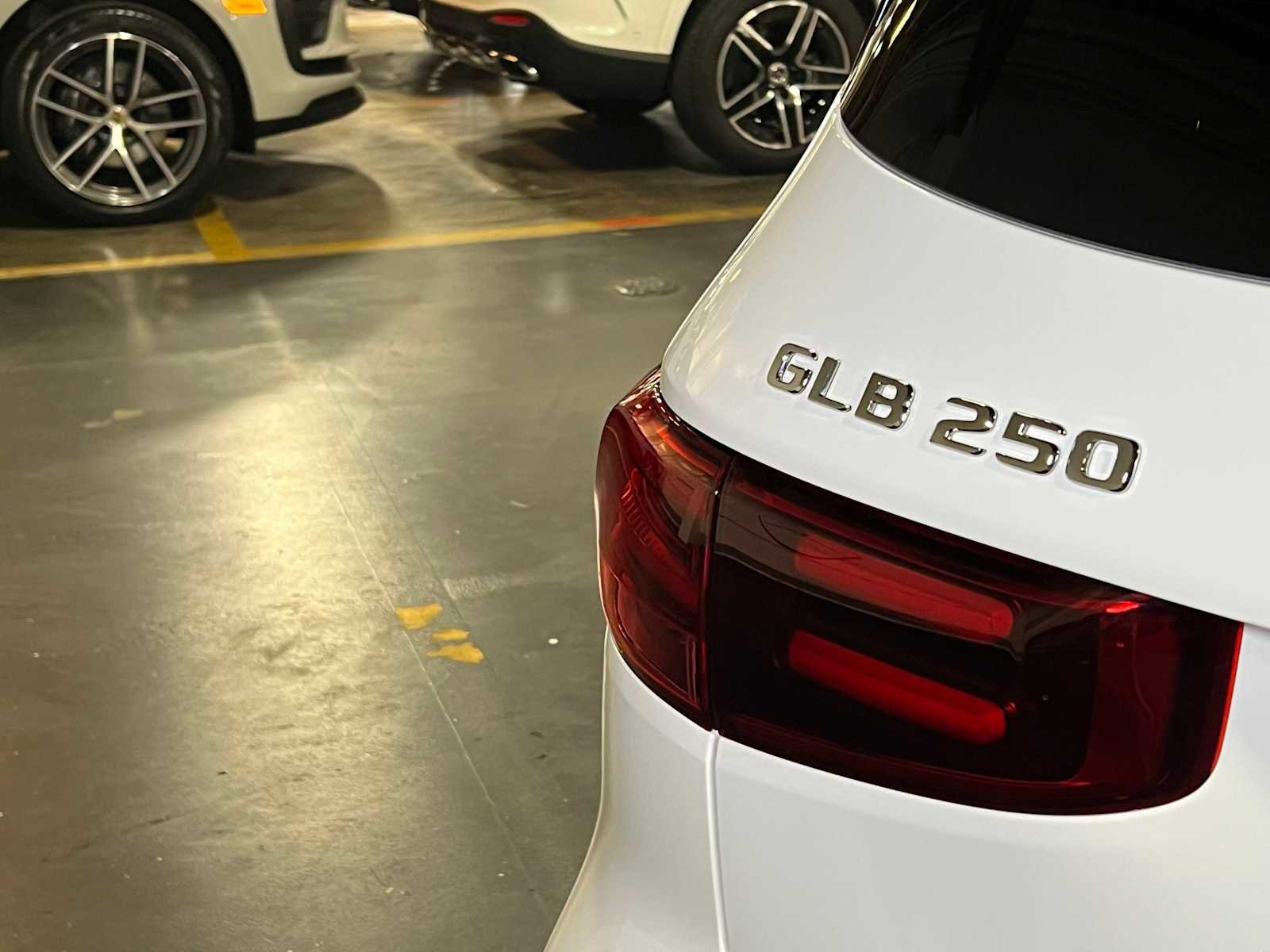 Certified 2025 Mercedes-Benz GLB 250 4MATIC image 15