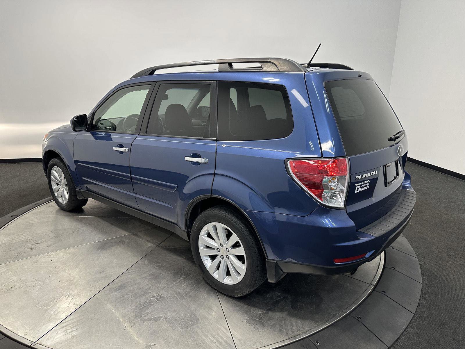 Used 2012 Subaru Forester 2.5X Limited image 5
