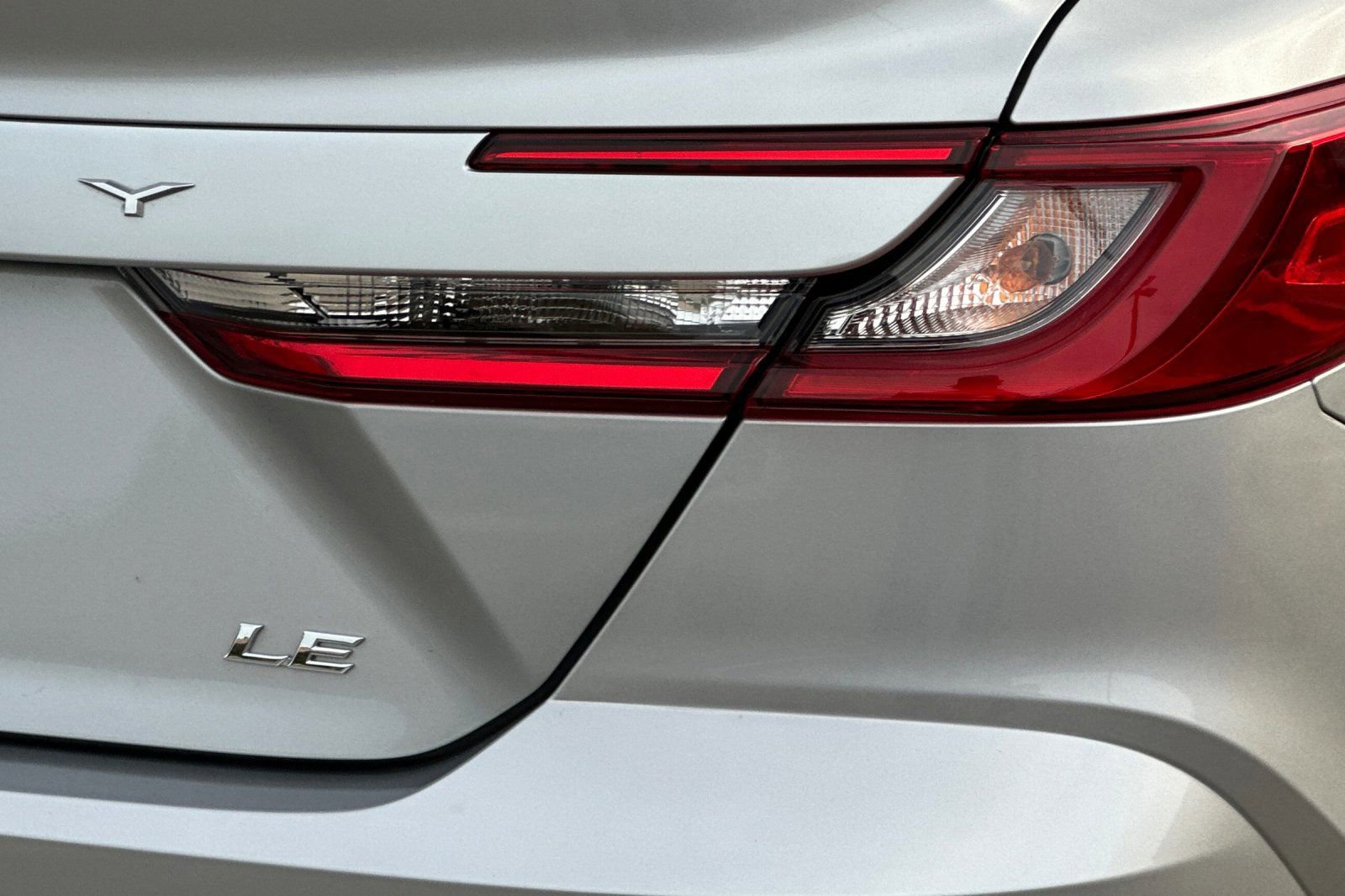 Used 2025 Toyota Camry LE image 26