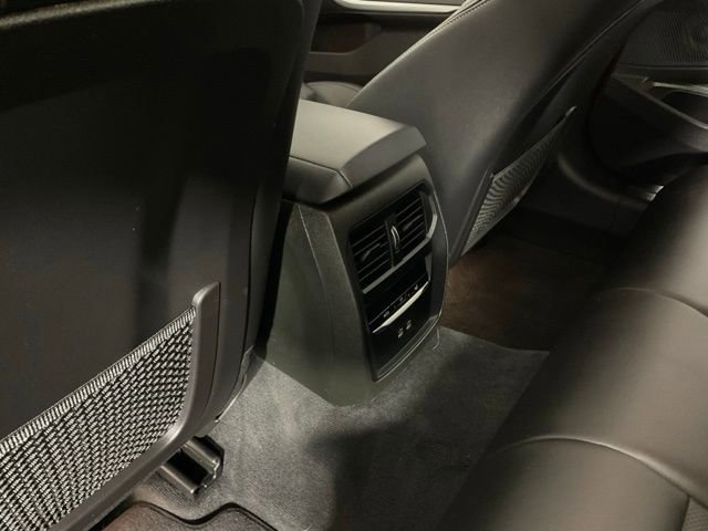 Certified 2022 BMW 330i xDrive Sedan w/ Premium Package 2 image 18