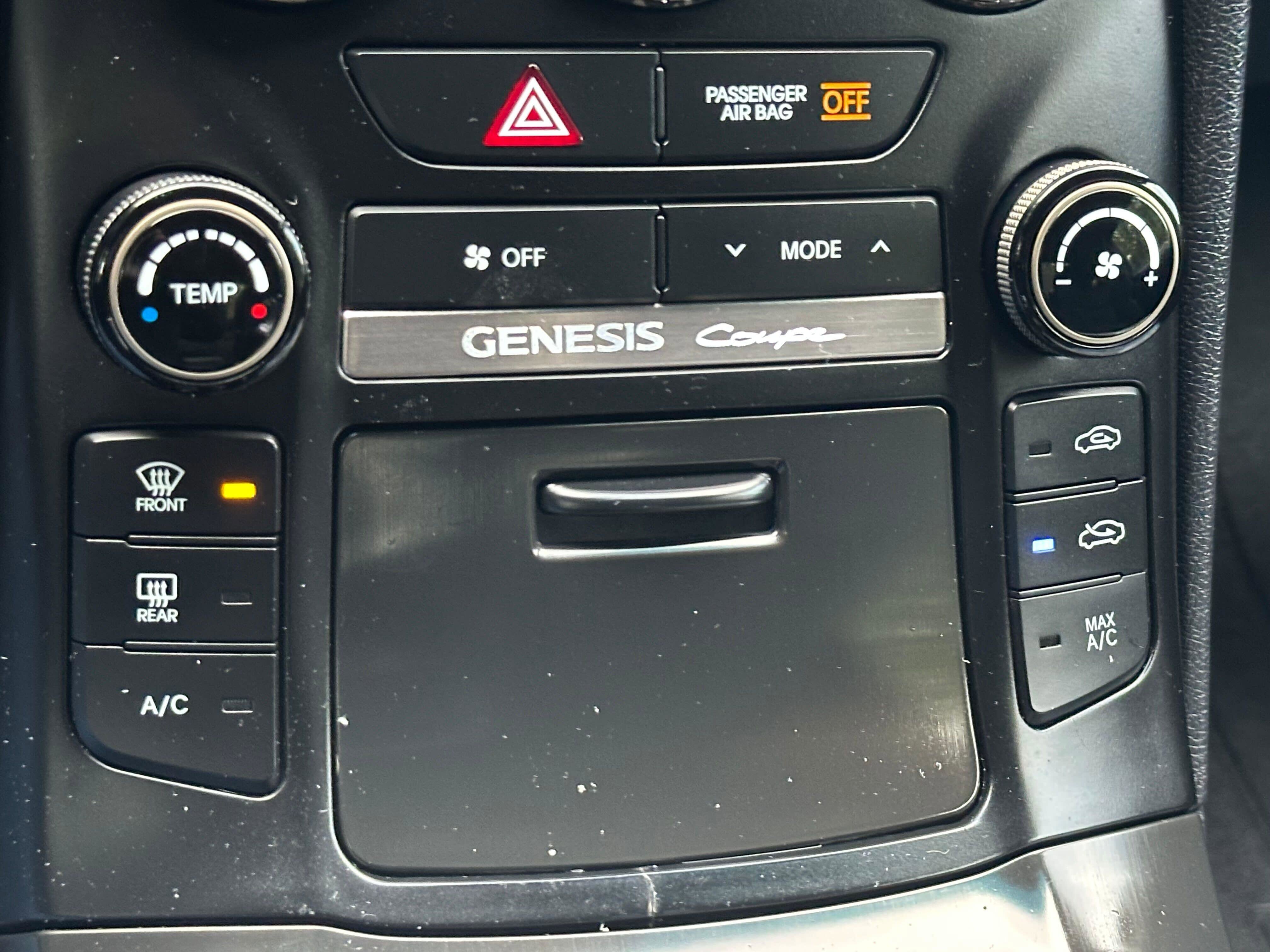 Used 2013 Hyundai Genesis 2.0T image 25