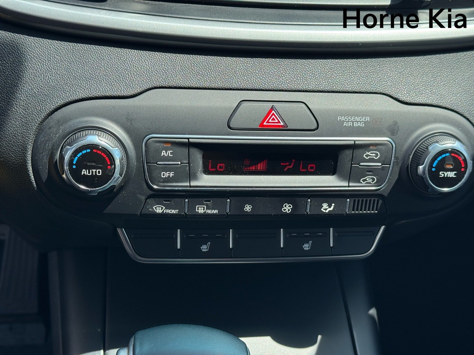 Used 2020 Kia Sorento LX w/ LX I4 Convenience Package FWD image 23