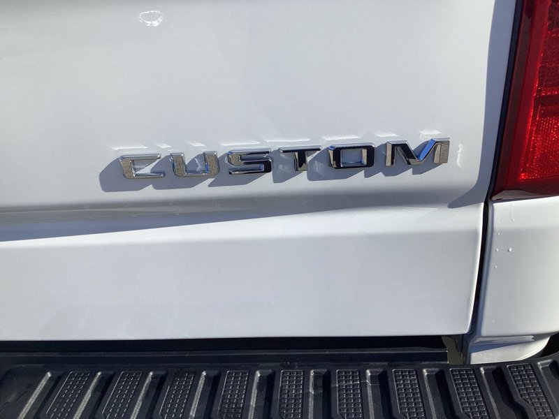 New 2026 Chevrolet Silverado 1500 Custom AWD/4WD image 13
