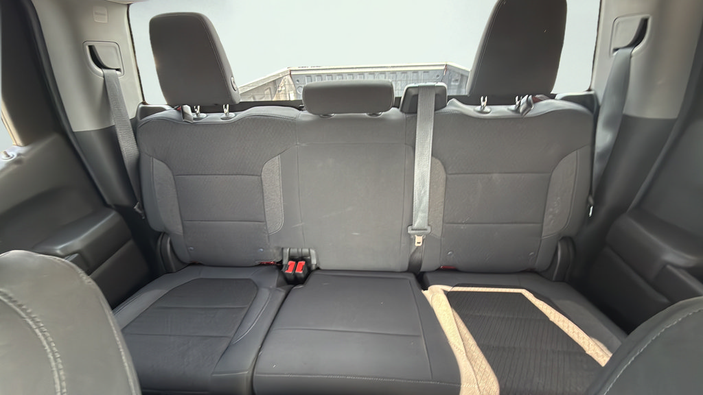 Used 2019 Chevrolet Silverado 1500 LT w/ All-Star Edition AWD/4WD image 31