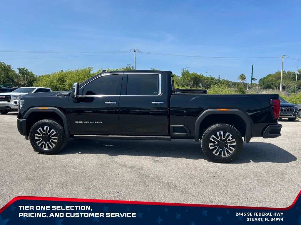 Used 2025 GMC Sierra 2500 Denali Ultimate w/ Max Trailering Package AWD/4WD image 8