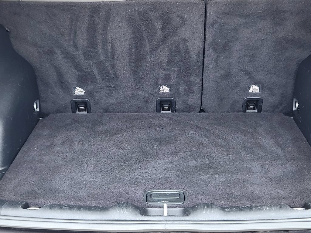 Used 2021 Jeep Compass Latitude w/ Sun and Sound Group AWD/4WD image 9