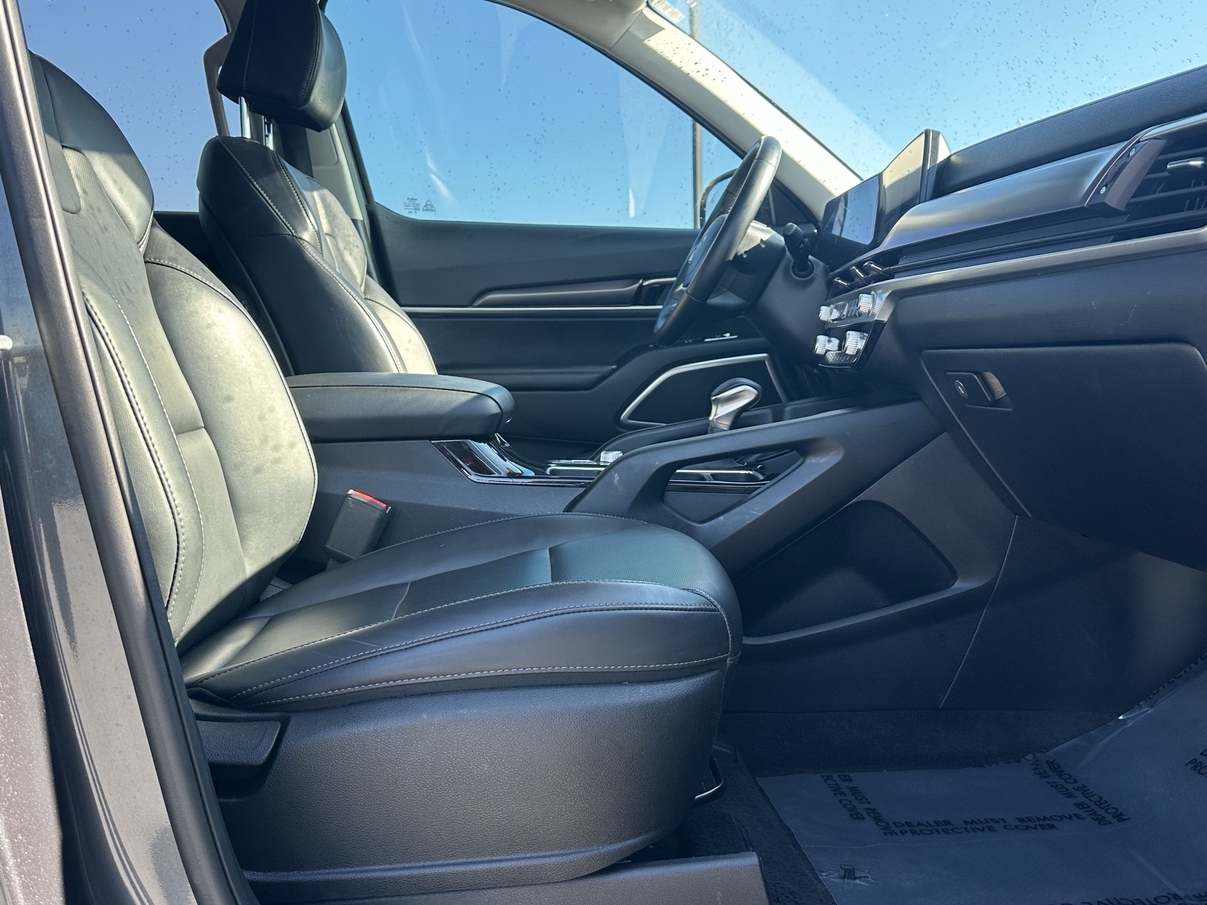 Used 2024 Kia Telluride LX FWD image 14