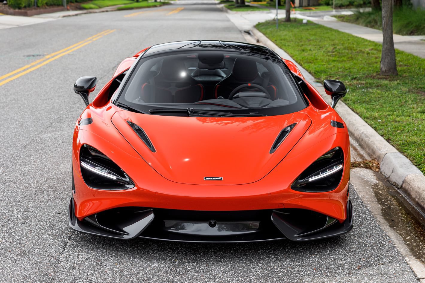 Used 2021 McLaren 765LT RWD image 5