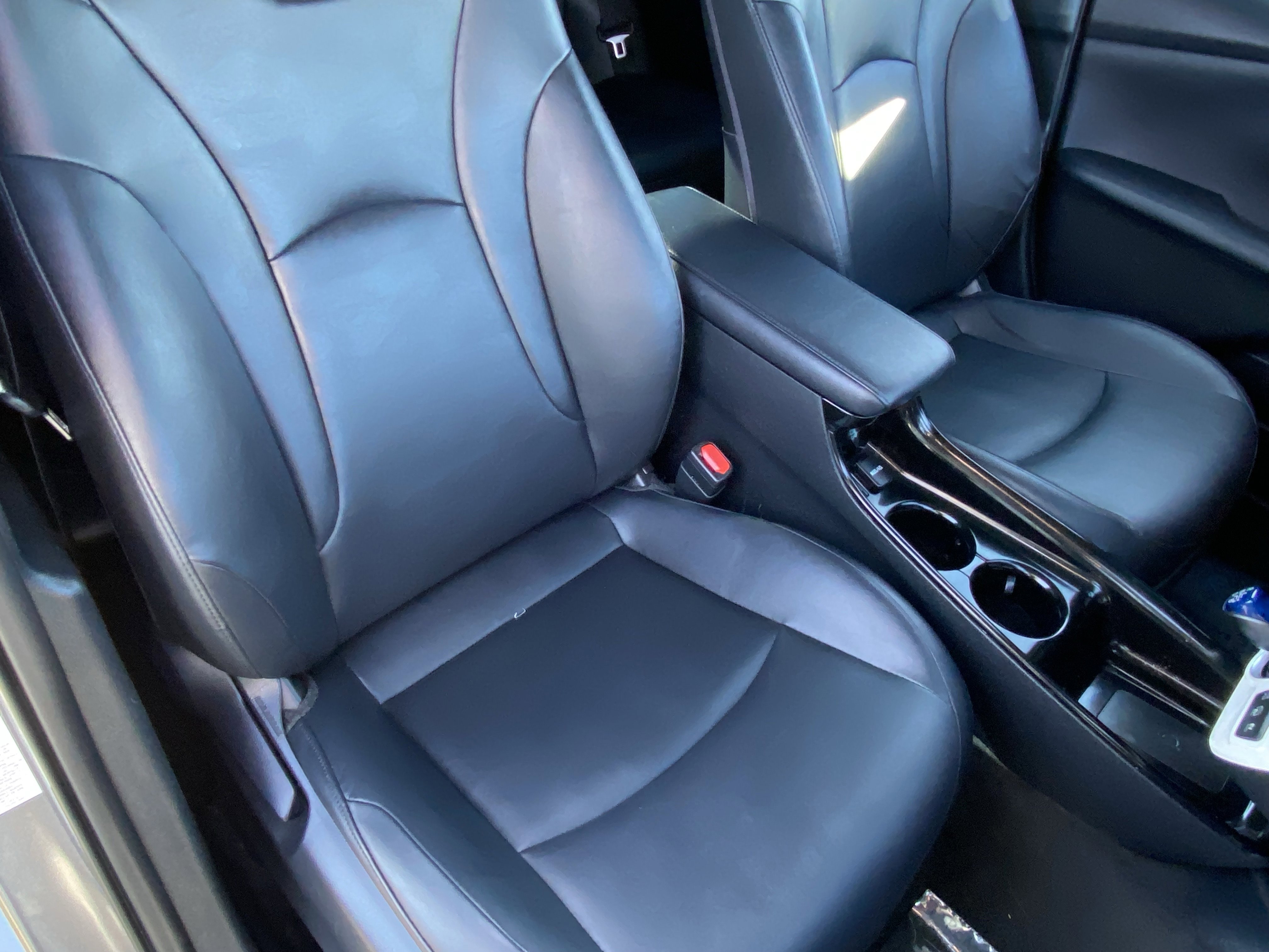 Used 2018 Toyota Prius Prime Advanced FWD image 11