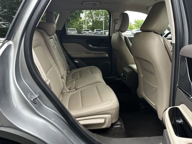 Certified 2024 Lincoln Corsair AWD w/ Equipment Group 101A image 37