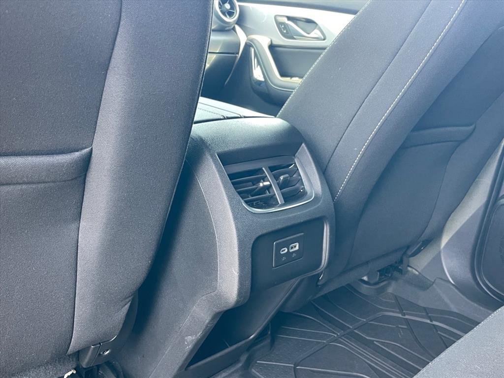 Used 2024 Chevrolet Blazer LT w/ Convenience Package FWD image 23