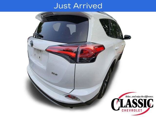 Used 2016 Toyota RAV4 XLE FWD image 9