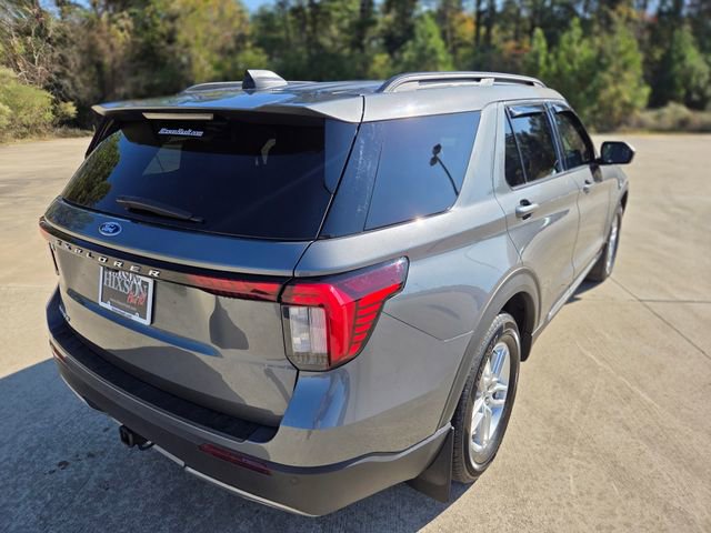 Used 2025 Ford Explorer Active w/ Active Comfort Package image 7
