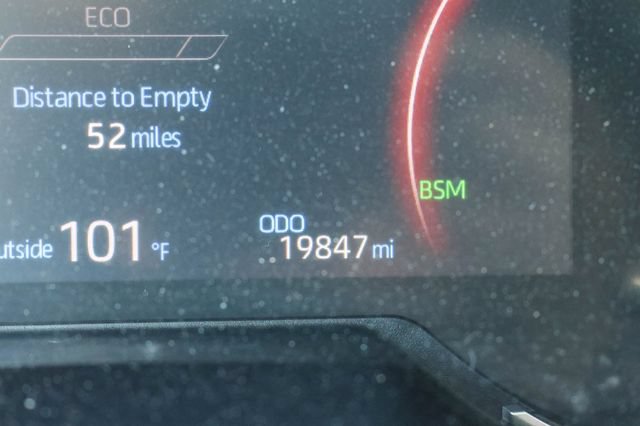 Used 2025 Toyota RAV4 XLE FWD image 29