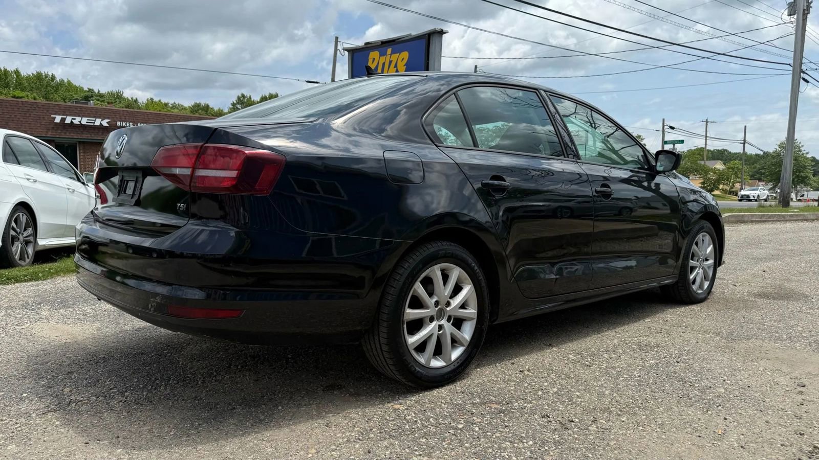 Used 2015 Volkswagen Jetta SE FWD image 6