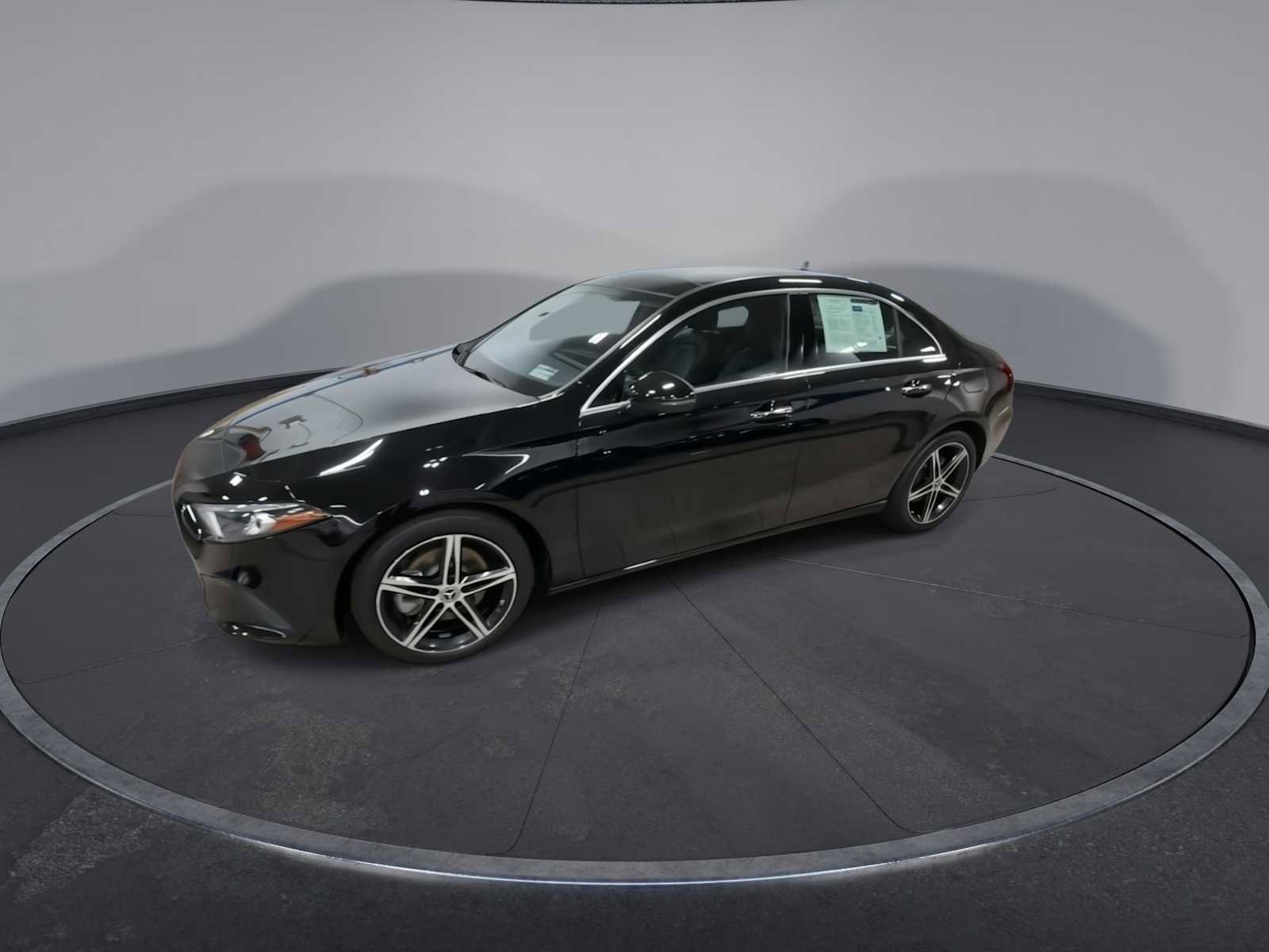 Used 2022 Mercedes-Benz A 220 4MATIC image 4