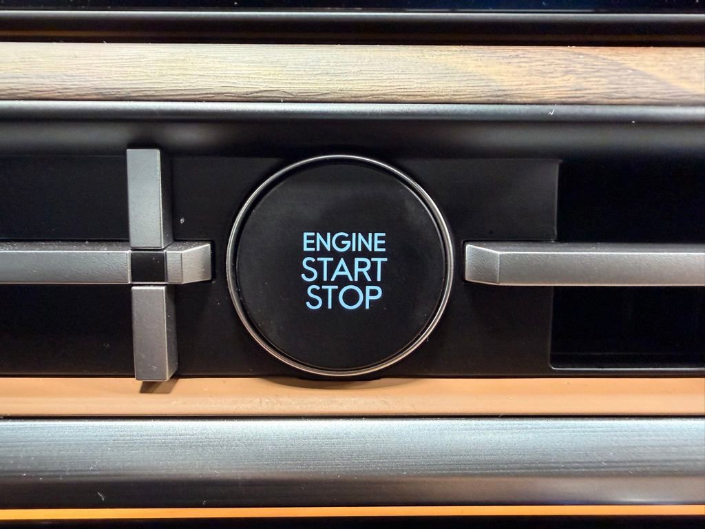 Used 2026 Hyundai Santa Fe Calligraphy image 40