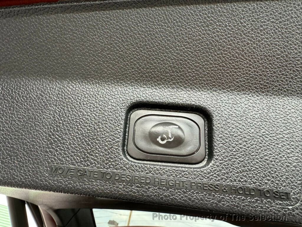 Used 2018 Ford Explorer XLT w/ Equipment Group 201A image 37