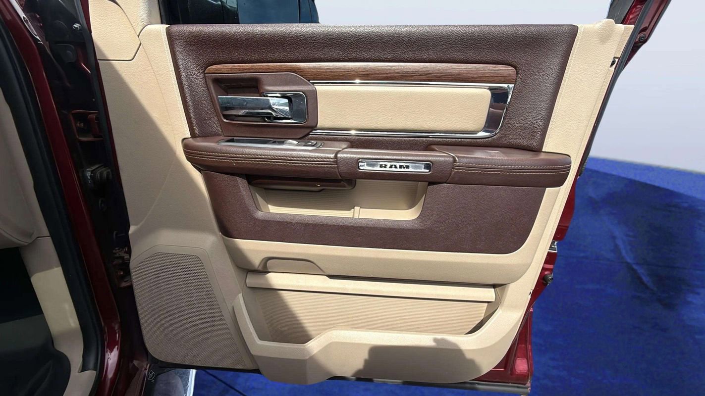 Used 2017 RAM 1500 Laramie w/ Convenience Group image 18