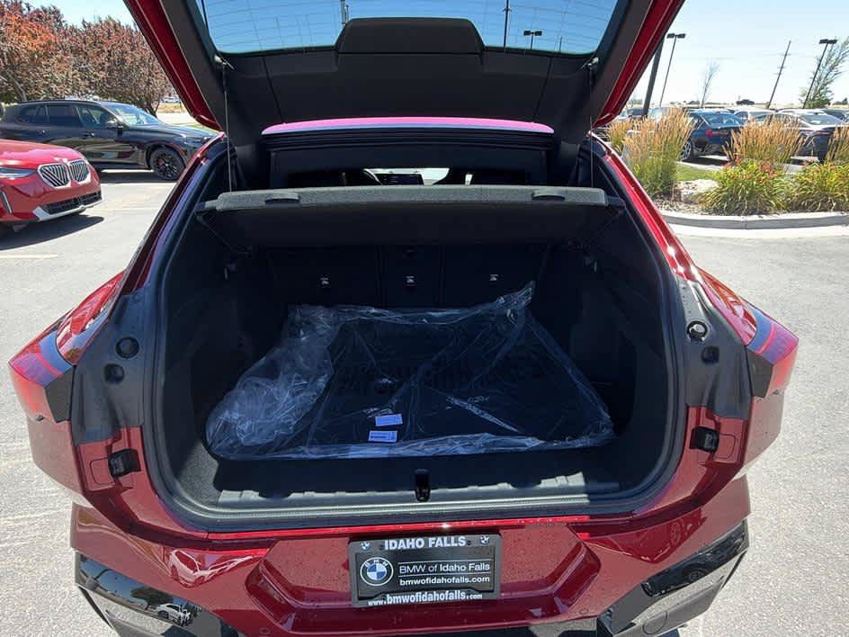 New 2026 BMW X2 M35i w/ Technology Package AWD/4WD image 9