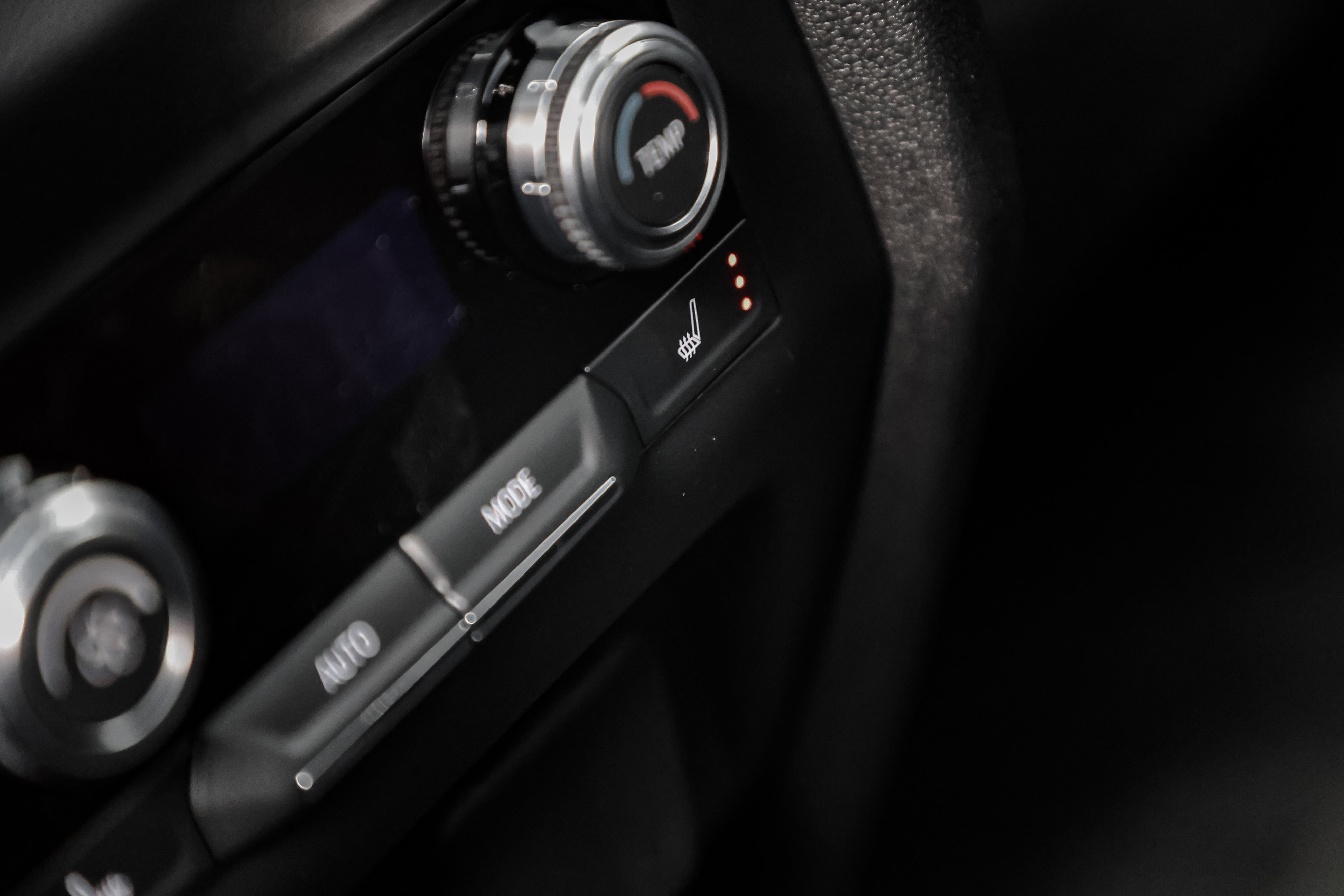 New 2026 GMC Acadia Denali w/ Super Cruise Package image 21