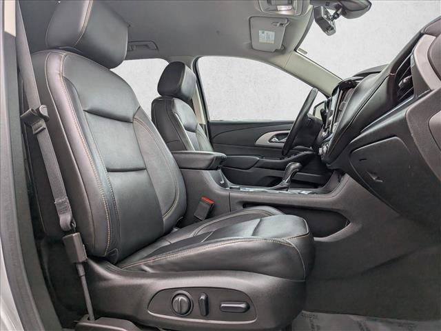 Used 2020 Chevrolet Traverse LT w/ LT Premium Package image 22