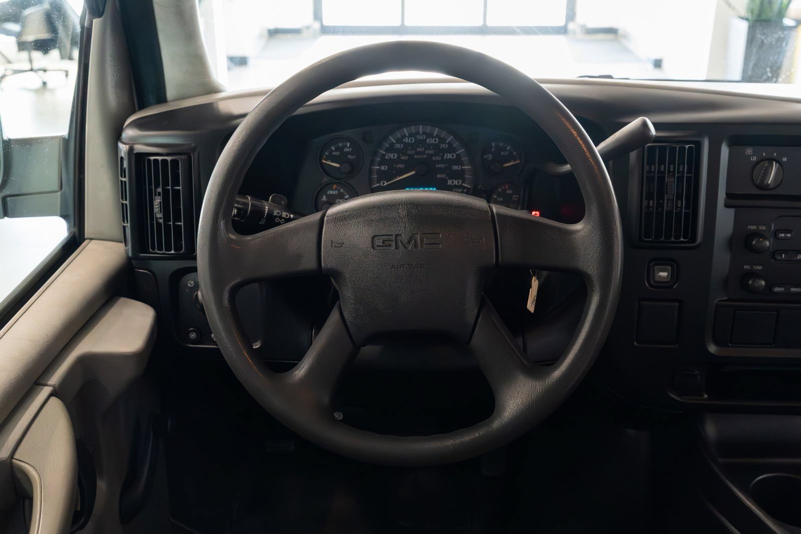 Used 2006 GMC Savana 1500 RWD image 14