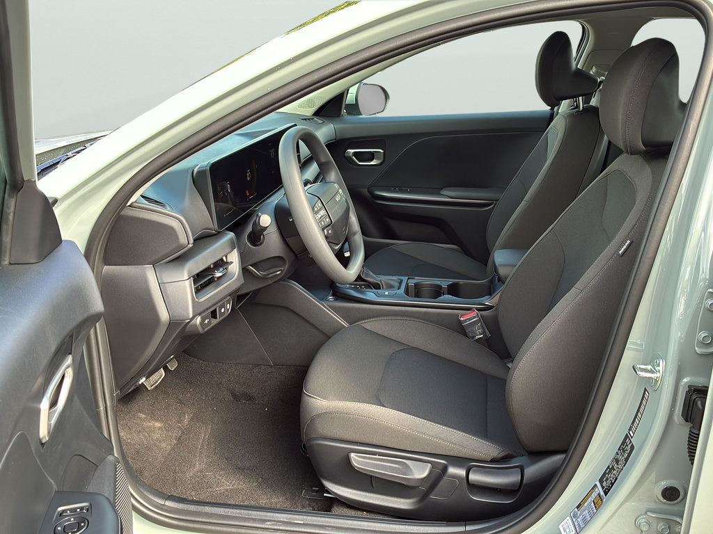 New 2026 Kia K4 FWD image 13