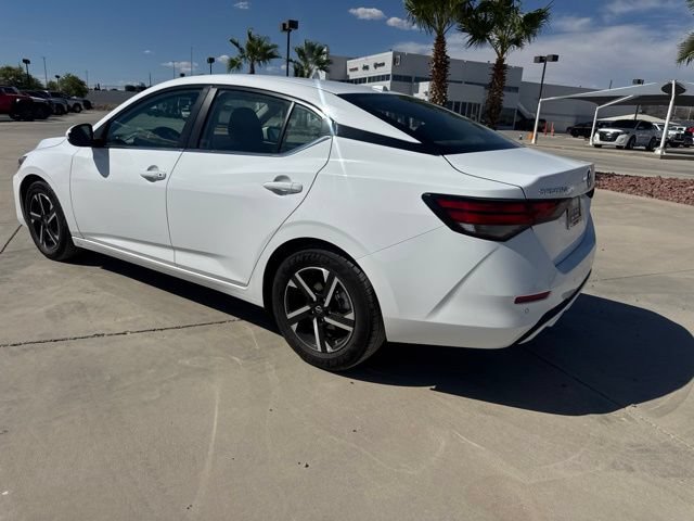 Used 2024 Nissan Sentra SV FWD image 3