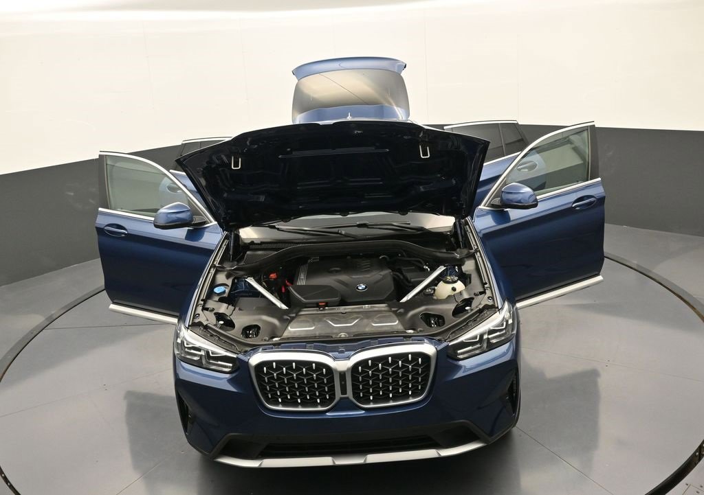 Used 2024 BMW X4 xDrive30i image 38