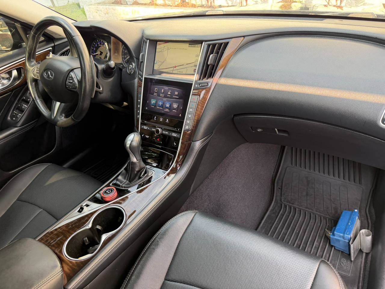 Used 2014 INFINITI Q50 Premium w/ Technology Package RWD image 48