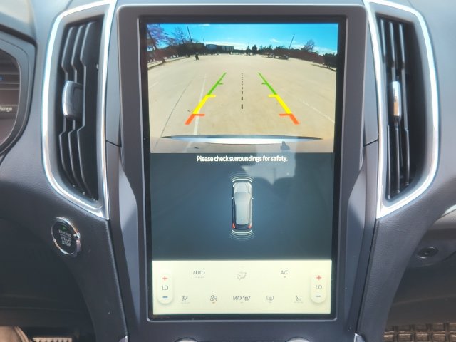 Used 2023 Ford Edge Titanium AWD/4WD image 18
