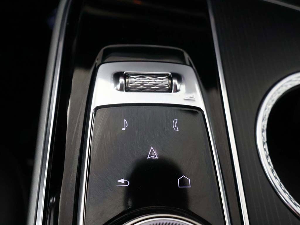 Used 2025 Cadillac Lyriq Sport AWD/4WD image 55