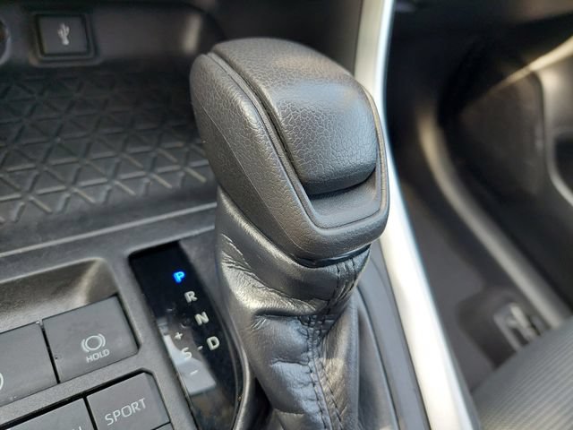 Certified 2022 Toyota RAV4 LE AWD/4WD image 20