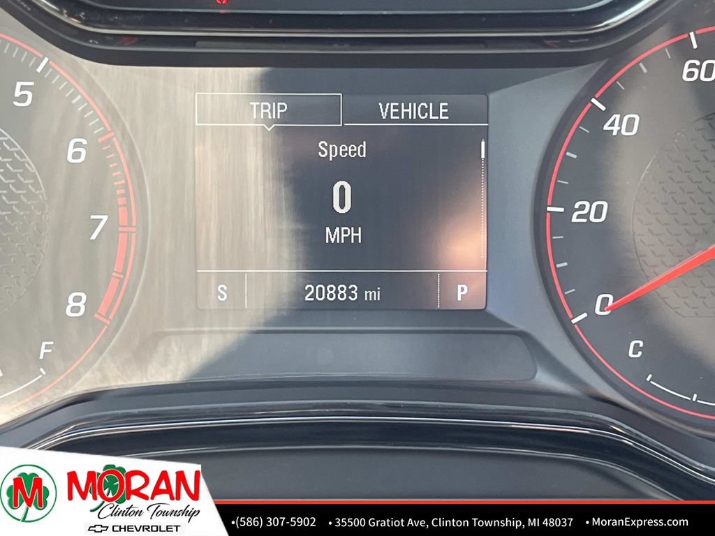 Certified 2025 Chevrolet Trax RS w/ Driver Confidence Package FWD image 19