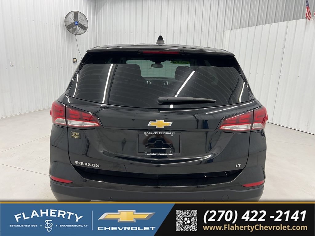 Used 2024 Chevrolet Equinox LT w/ LPO, Floor Liner Package FWD image 4