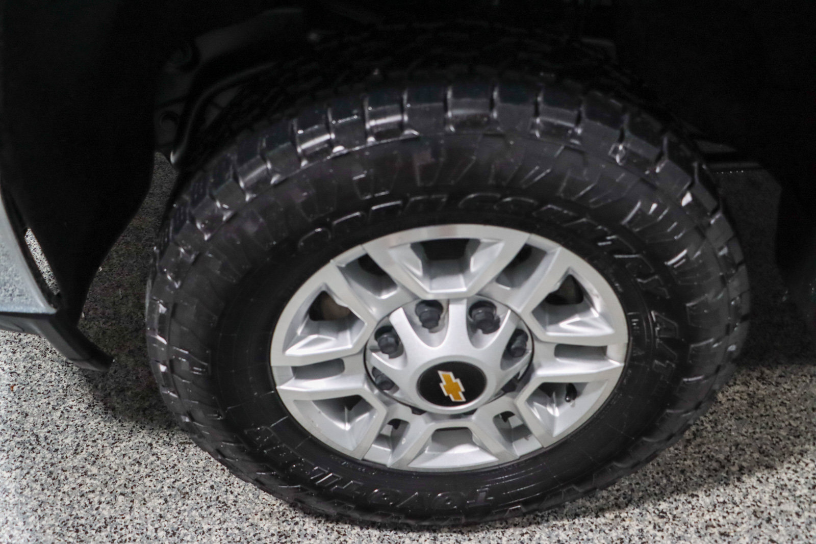 Used 2022 Chevrolet Silverado 2500 LT AWD/4WD image 11