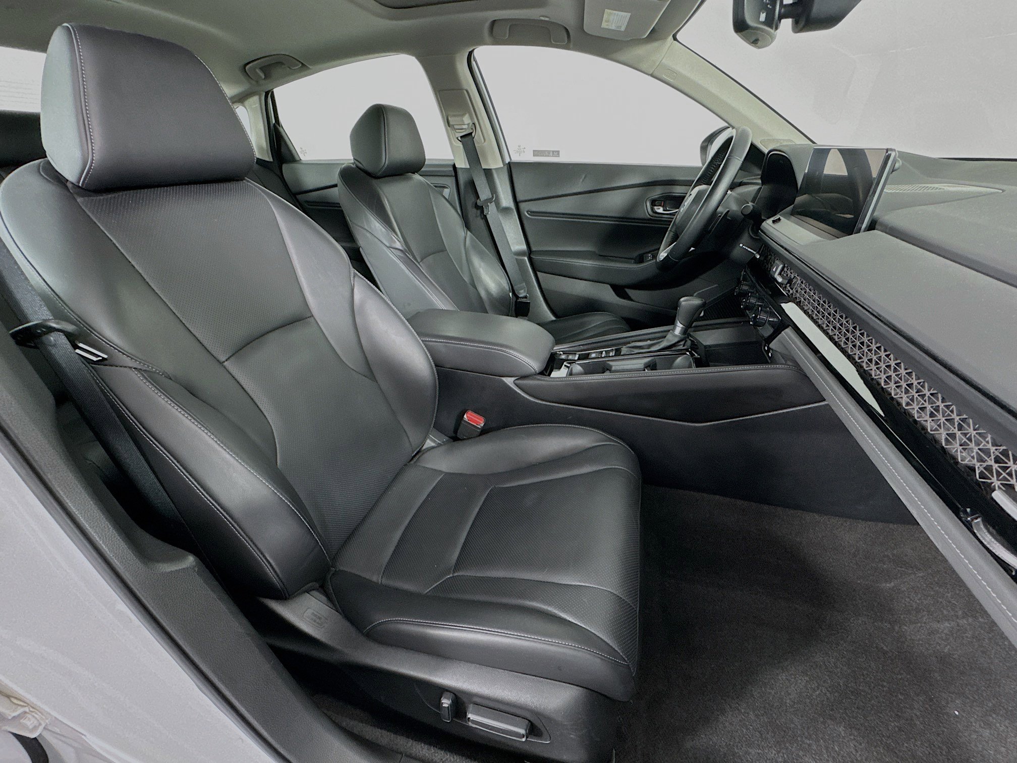 Certified 2024 Honda Accord Touring image 29