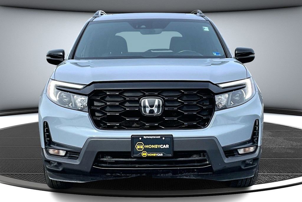 Used 2022 Honda Passport Elite image 2
