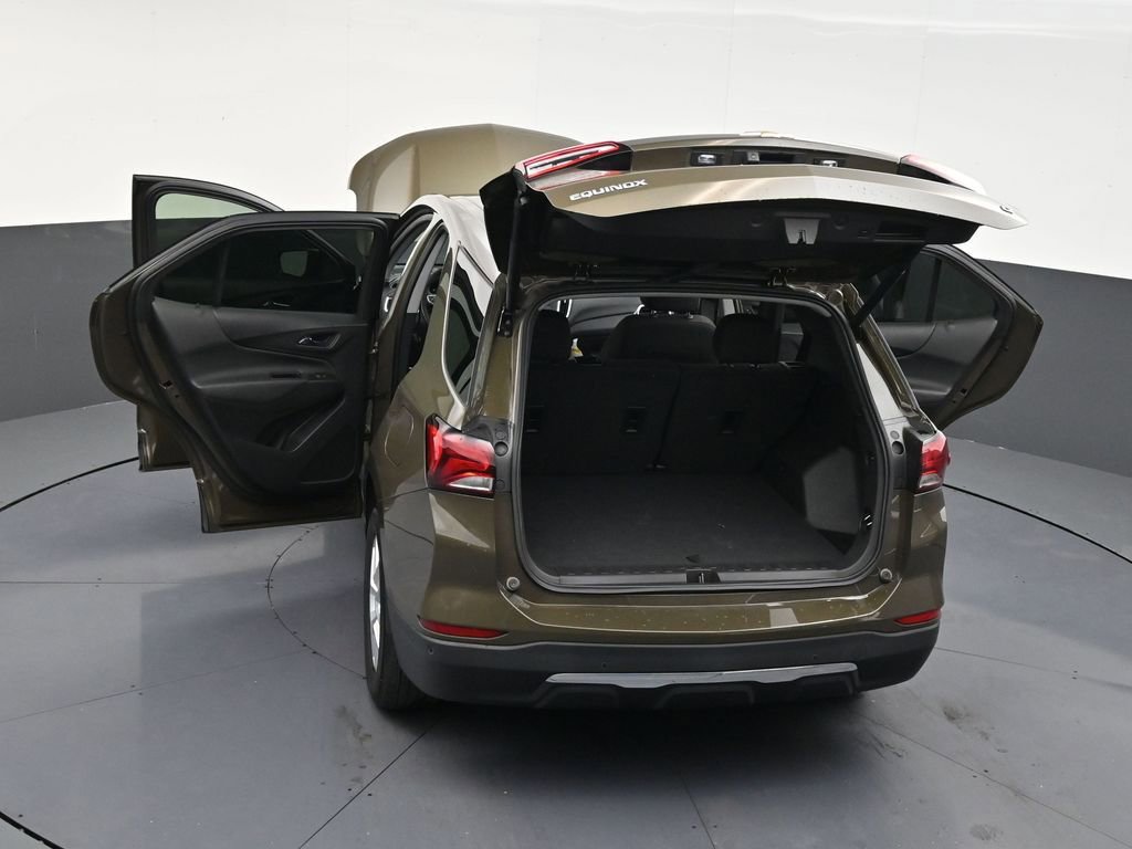 Used 2024 Chevrolet Equinox LT image 32