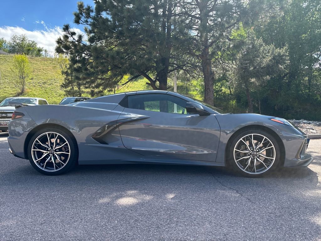 Used 2025 Chevrolet Corvette Stingray Premium Conv w/ Z51 Performance Package RWD image 6