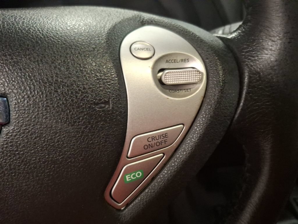 Used 2015 Nissan Leaf S w/ Charge Package FWD image 21