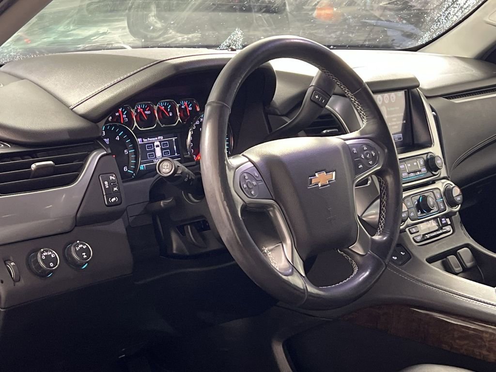 Used 2019 Chevrolet Suburban LT image 16