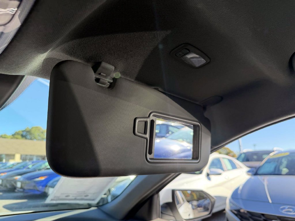 Certified 2024 Hyundai Elantra SEL FWD image 30